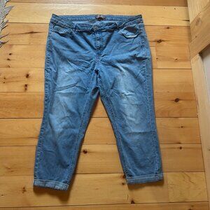 Makers of True Originals Denim Capris